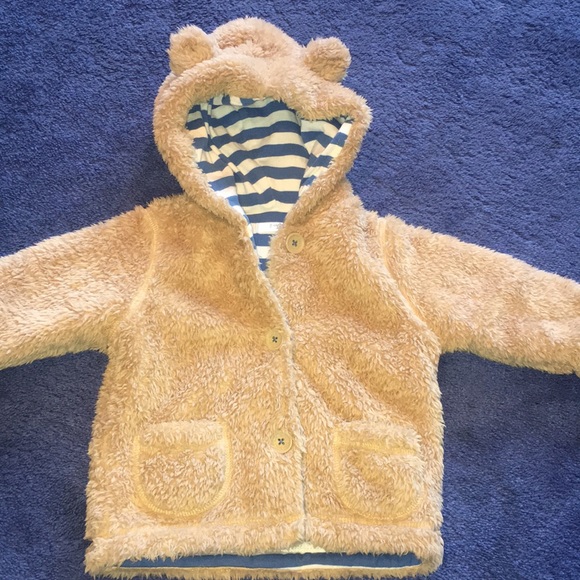 Baby Boden fuzzy hooded button up coat! - Picture 2 of 7